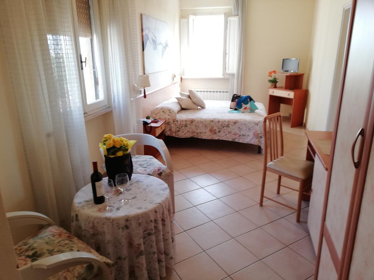 Hôtel La Speranza à Casciana Terme Extérieur photo