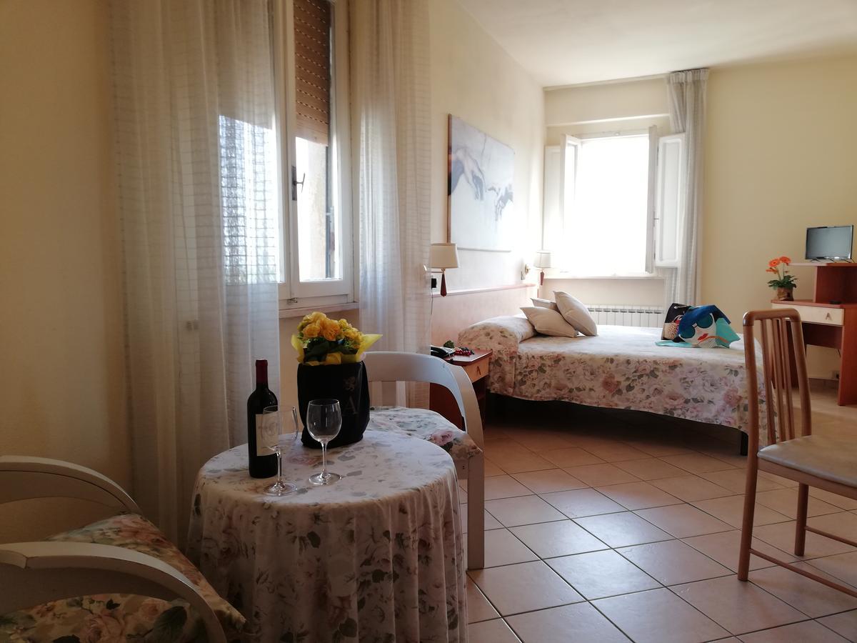 Hôtel La Speranza à Casciana Terme Extérieur photo